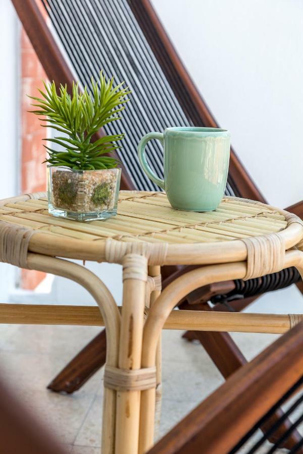 Renovated Sunny Apartment With Amazing Sunset Balcony , By Timecooler Lisbon Bagian luar foto