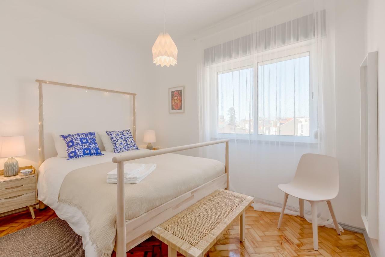 Renovated Sunny Apartment With Amazing Sunset Balcony , By Timecooler Lisbon Bagian luar foto
