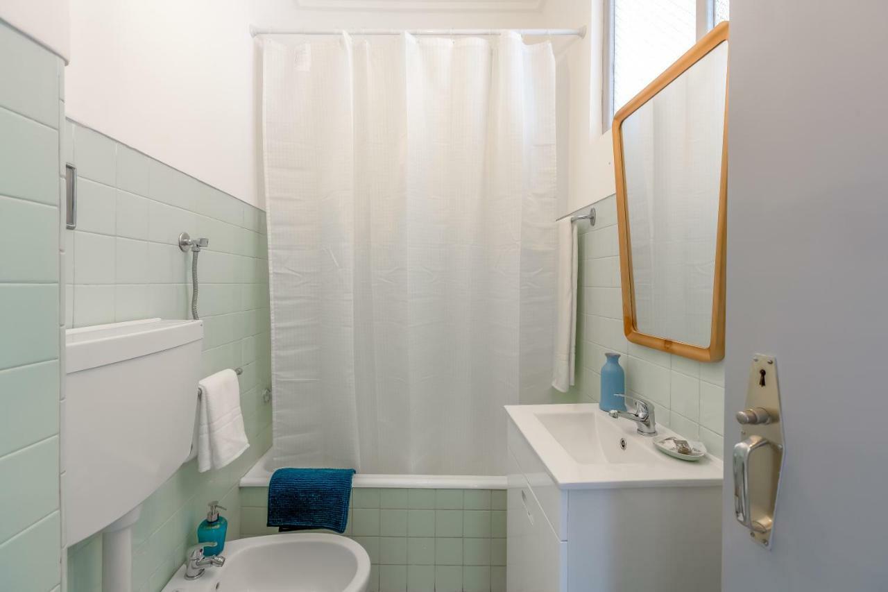 Renovated Sunny Apartment With Amazing Sunset Balcony , By Timecooler Lisbon Bagian luar foto