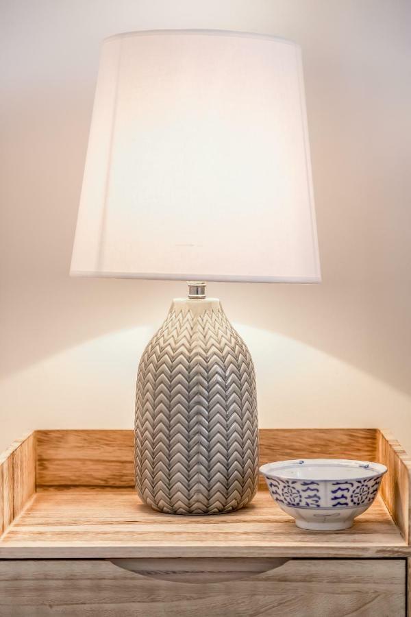 Renovated Sunny Apartment With Amazing Sunset Balcony , By Timecooler Lisbon Bagian luar foto